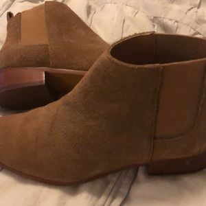 Gap suede ankle boots!